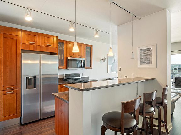 5th image of 432 S Washington Ave Unit 702