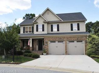 2701 Chestnut Ridge Dr, Winston Salem, NC 27103