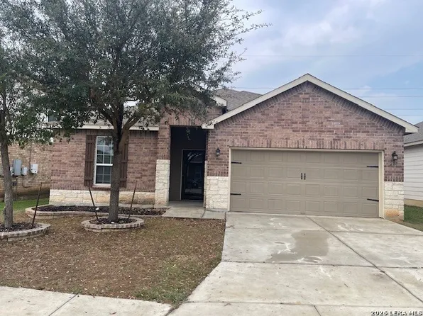 207 Golden Fawn, Selma, TX 78154