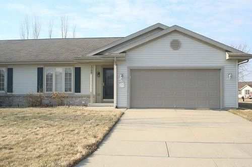 1st image of 3706 Teal Ln