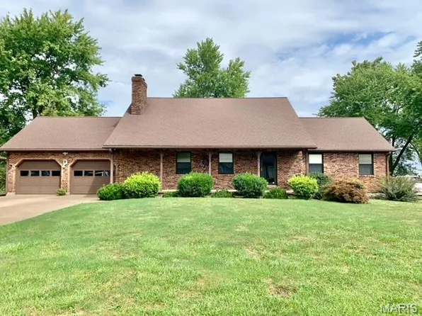 922 Park St, Monroe City, MO 63456