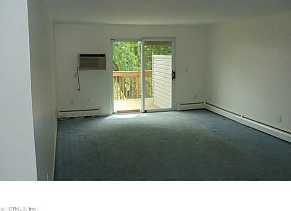 2nd image of 8 Carillon Dr #8C