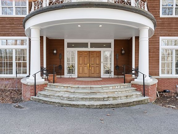 4th image of 5155 Fire Tower Rd