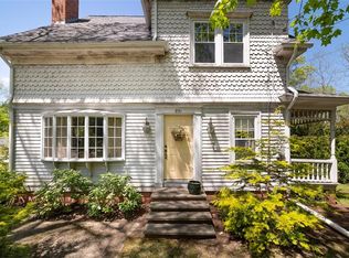 831 Tower Hill Rd, North Kingstown, RI 02852