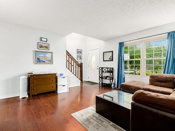 5th image of 1342 Wild Oats Dr