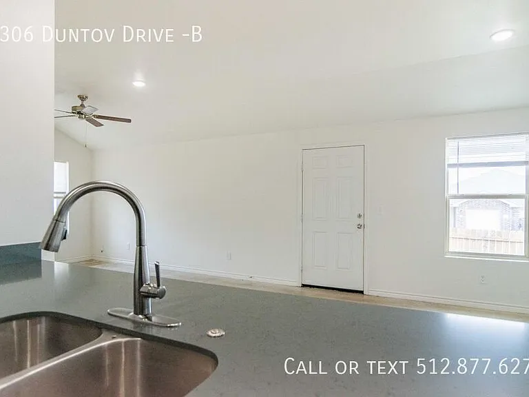 2306 Duntov Dr #B — Photo 24