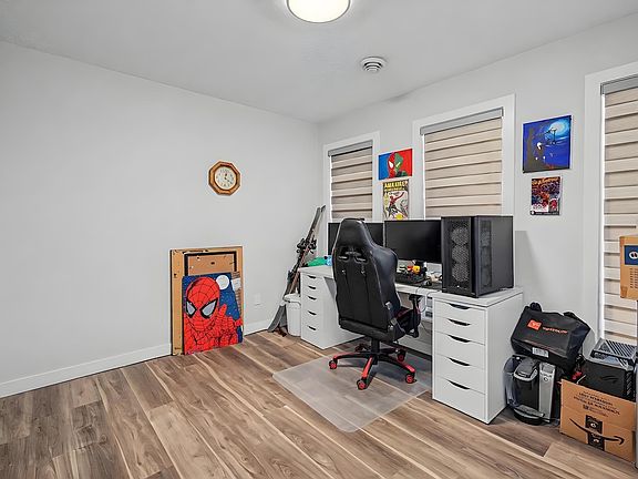 5th image of 1051 Graydon Hill Blvd SW #19