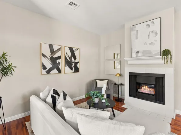 3529 Caminito El Rincon Unit 315, San Diego, CA 92130