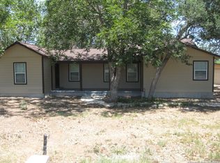 21952 Fm 463, Devine, TX 78016