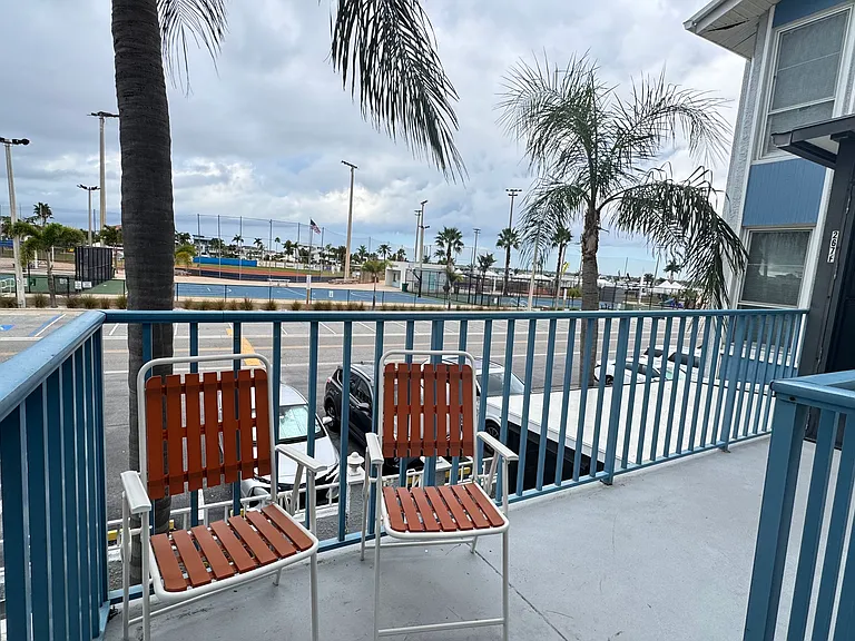 253 Rex Pl #E — Photo 10