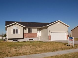 1997 N 1400 W, Clinton, UT 84015