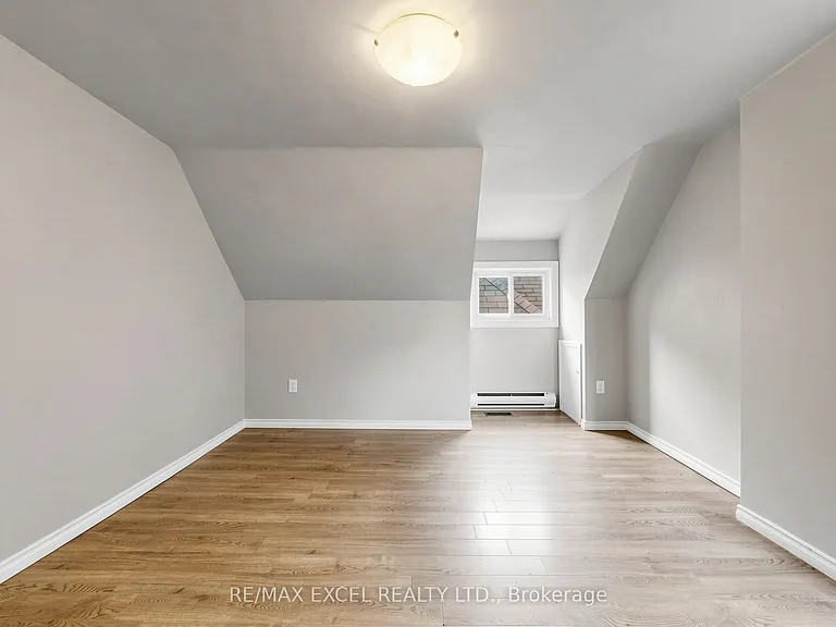 259 Victoria Ave N #3 — Photo 9