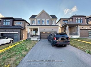 35 Santos Dr, Haldimand County, ON N3W 0H2