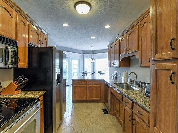 4th image of 215 Bonifay Dr