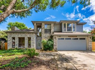 625 Hawthorne Ln, Round Rock, TX 78664