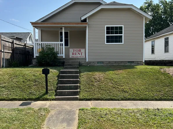 1006 Thornburg St, Huntington, WV 25701