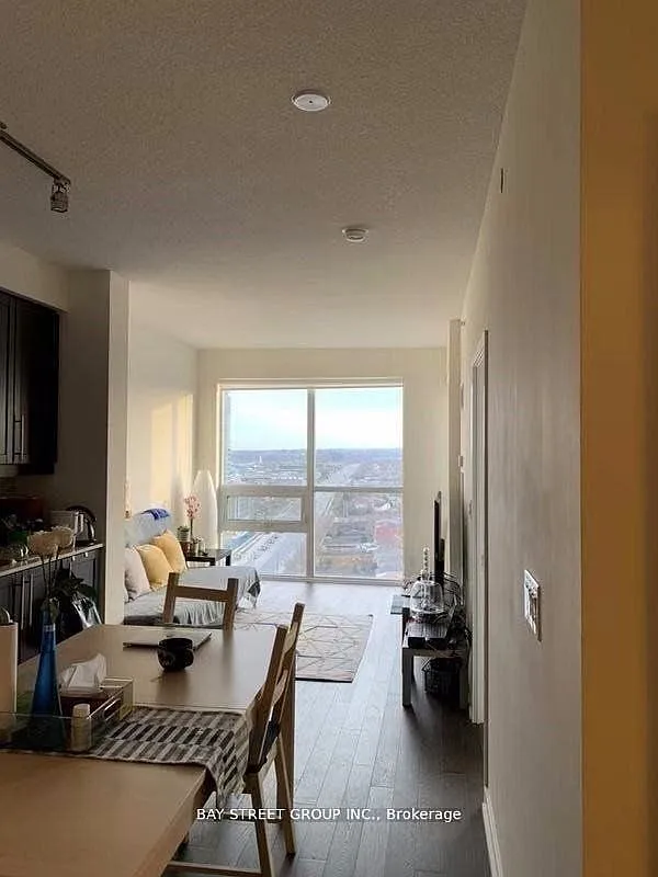 2 bed, $2,350 — Photo 1