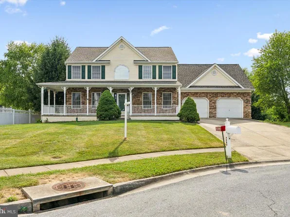 4962 Farringdon Ct, Frederick, MD 21703