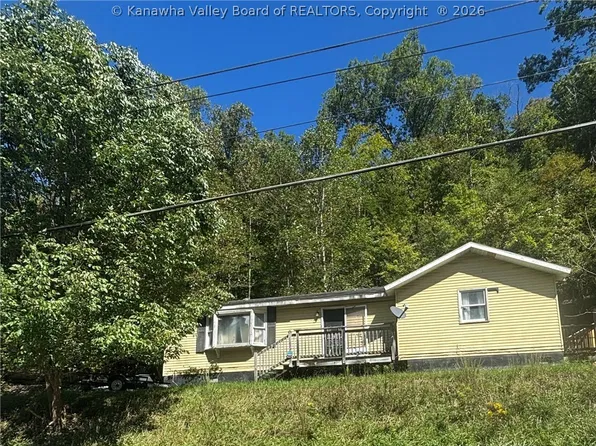 1295 Main Hewett Creek Rd, Lake, WV 25121