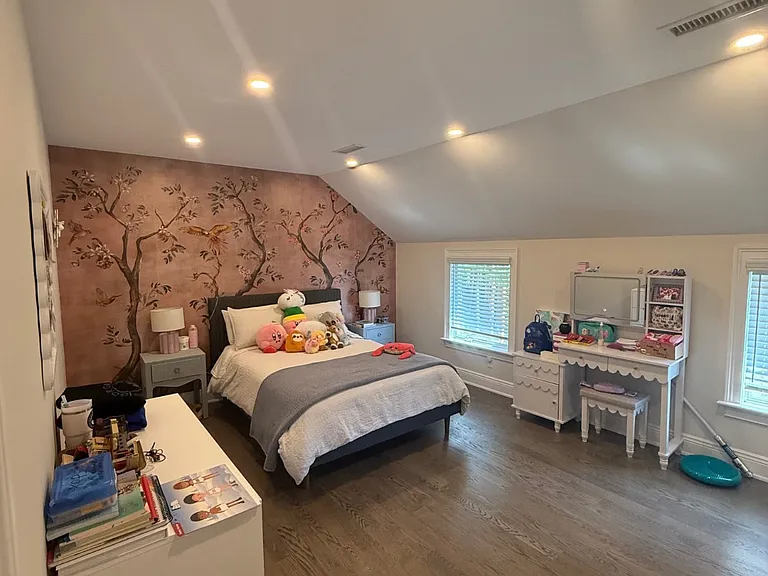 19 Lorraine Dr — Photo 19