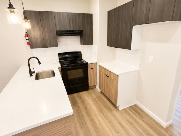 383-385 Avon Ave #2LC-3RC