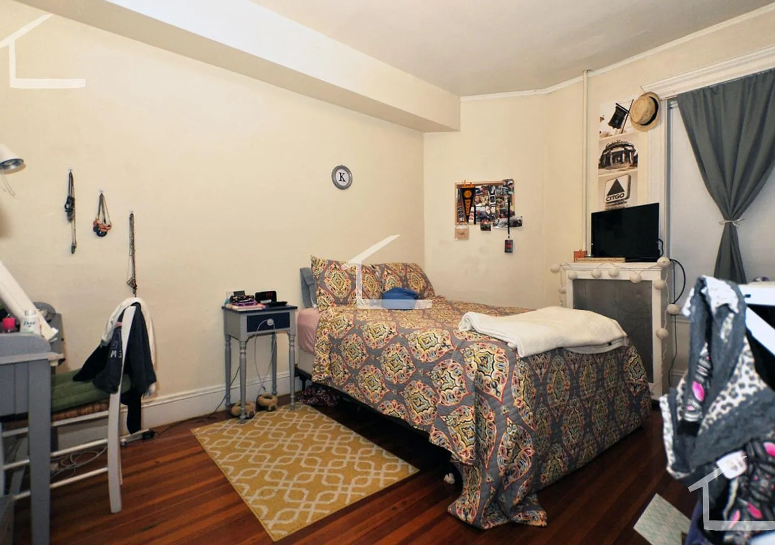 Awesome Brookline 4 bed 2 bath — Photo 4