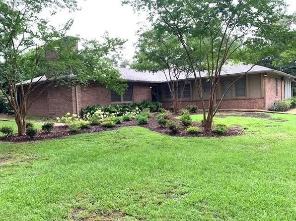 811 North St, McComb, MS 39648