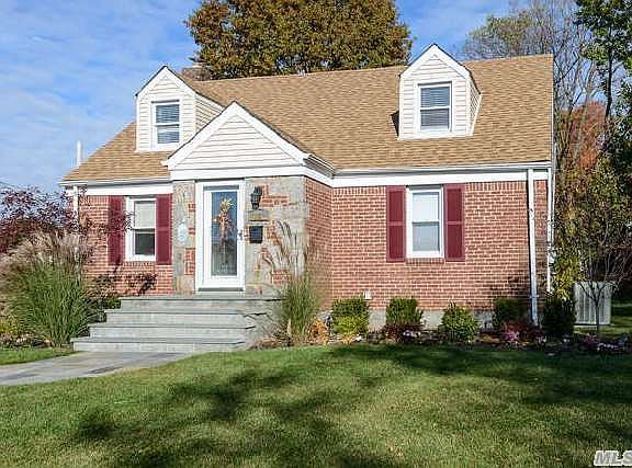 2nd image of 12 Yale Pl