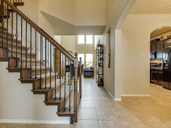 4th image of 961 Westmoreland Dr