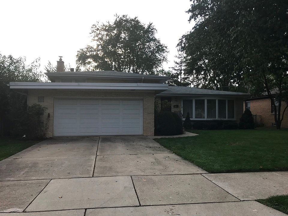 1st image of 8208 Lowell Ave