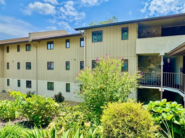 224 Woodland Rd Unit 302, Gatlinburg, TN 37738