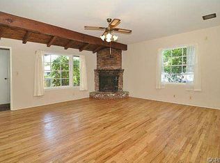 5738 Noble Ave, Van Nuys, CA 91411