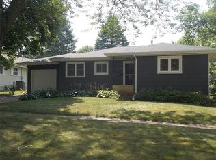1240 11th St, Marion, IA 52302
