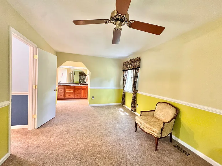 2026 Admiral Dr — Photo 19