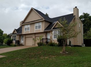 13320 W 109th Ter, Lenexa, KS 66210