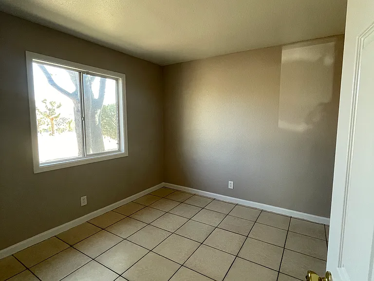 7468 Apache Trl — Photo 12