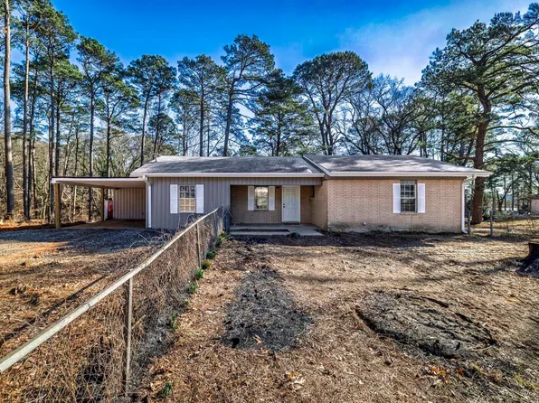 1014 N 10th St, Arkadelphia, AR 71923