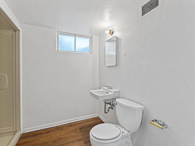 1713 Yuma St — Photo 17