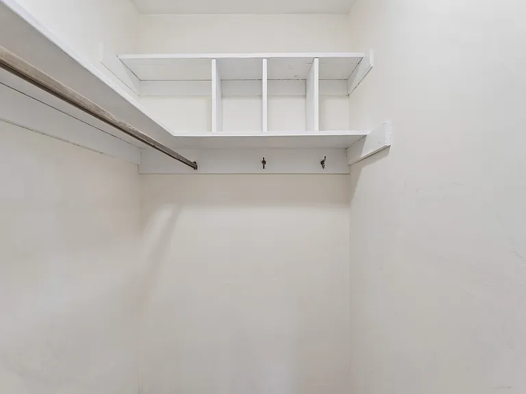80 Hannahs Rd #1 — Photo 4