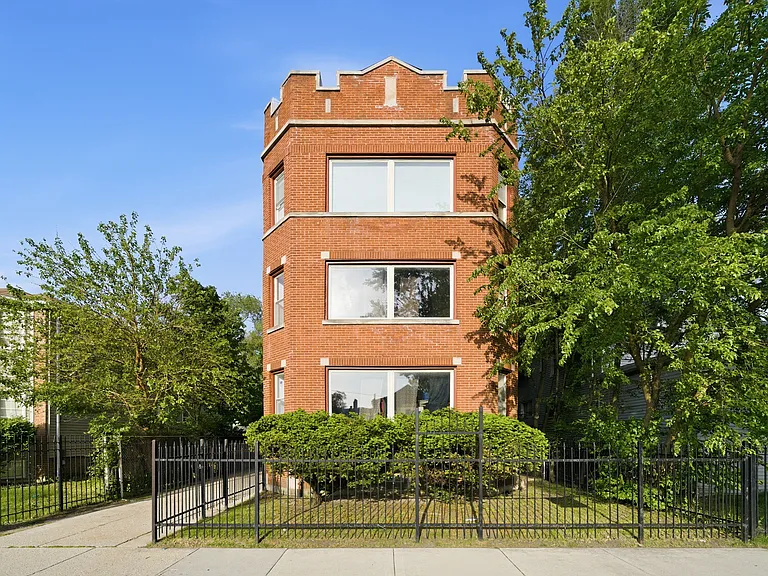 7435 S Euclid Ave #1 — Photo 2