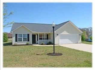 1 Red Cardinal Ct, Taylors, SC 29687