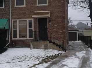 9228 S Prairie Ave, Chicago, IL 60619