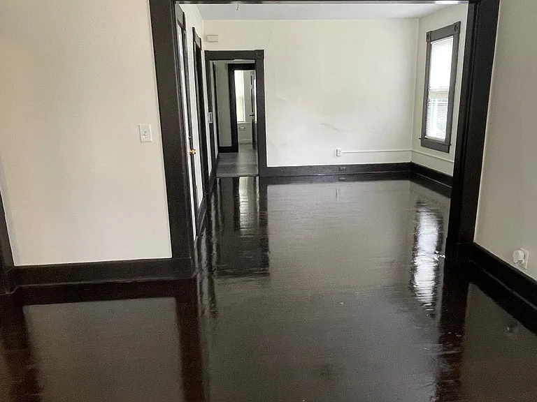 41 Clarendon St #2 — Photo 10