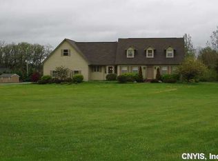 2709 Brennan Rd, La Fayette, NY 13084