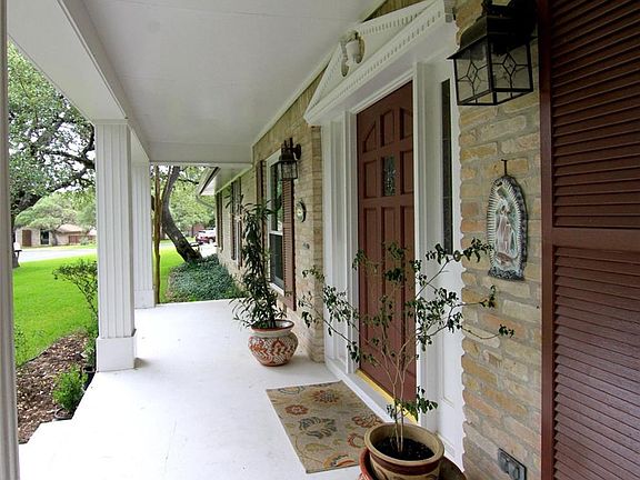 4th image of 9903 Brandywine Cir