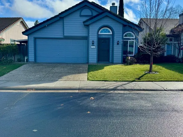8745 W Clay Glen Way, Elk Grove, CA 95758
