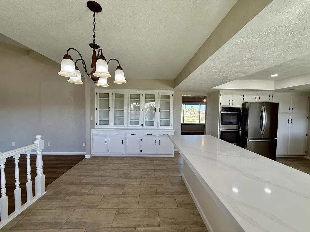 10506 Claribel Rd — Photo 3