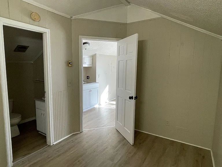 428 W Main St #30-35 — Photo 7