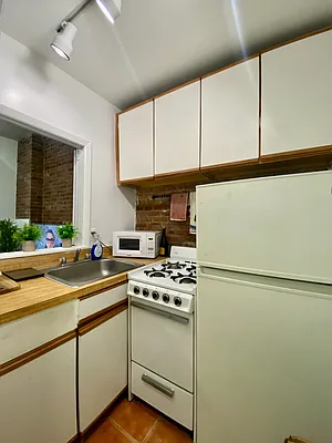 Rented by Douglas Elliman | media 3
