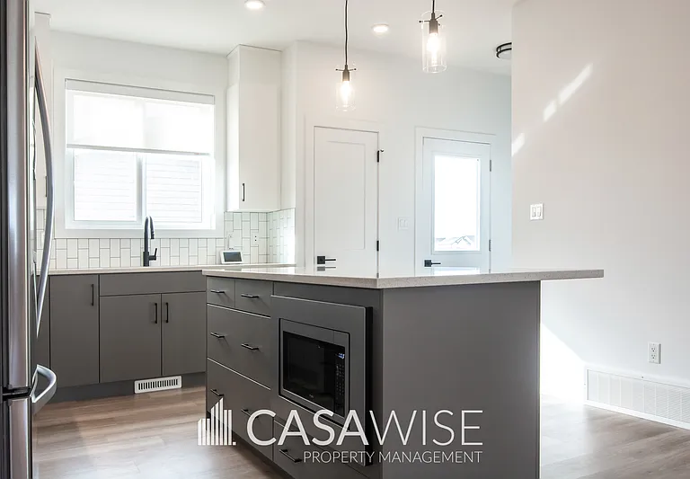 590 Lewis Greens Dr NW — Photo 3